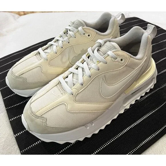 Nike Air Max Dawn Phantom Light Bone Womens Size 6.5 Athletic Shoes Sneakers - Picture 6 of 14